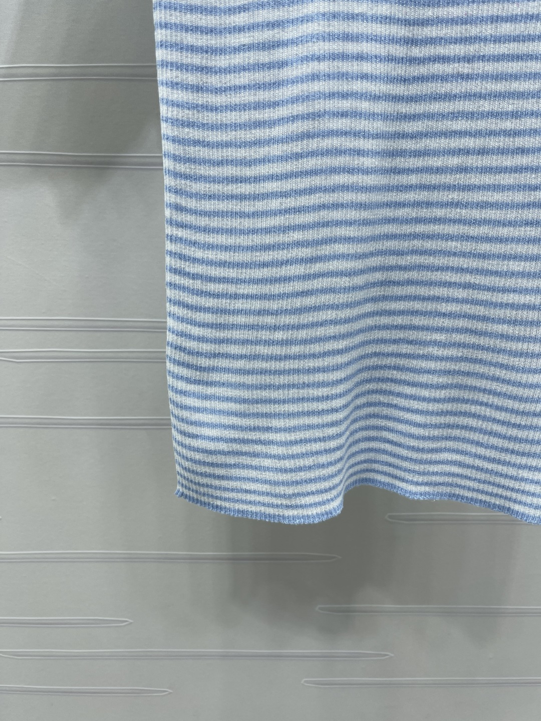 Women's short sleeves